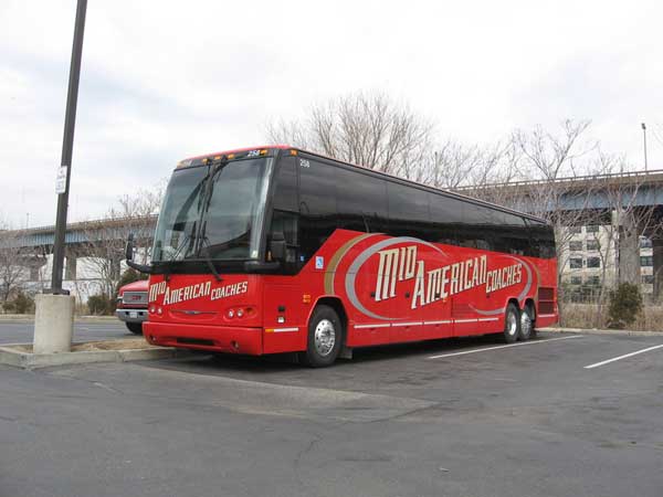 深圳跨境包車的好處?跨境包車平臺(tái)如何選?